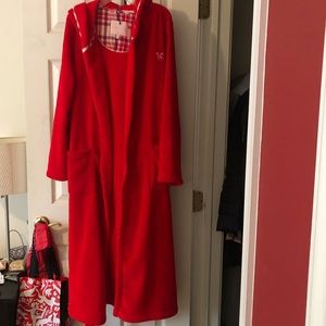 Victoria’s Secret Plush Long robe